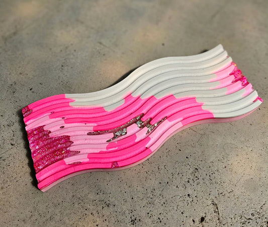 Neon pink wave tray