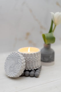 Marble Retro Ripple Candle