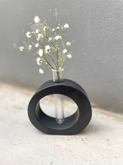 Round, short propagation Vase